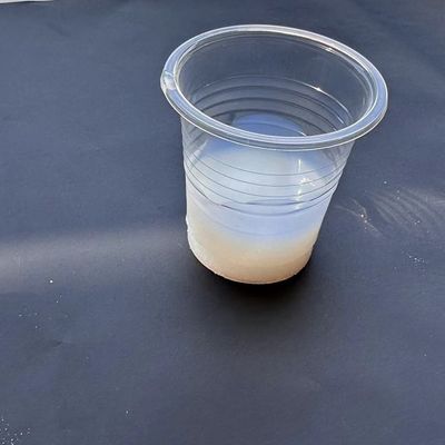 Un buen precio. Emulsión de copolímero de estireno-acrílico con excelente transparencia para PE, LDPE, HDPE, OPP, BOPP, PET en línea